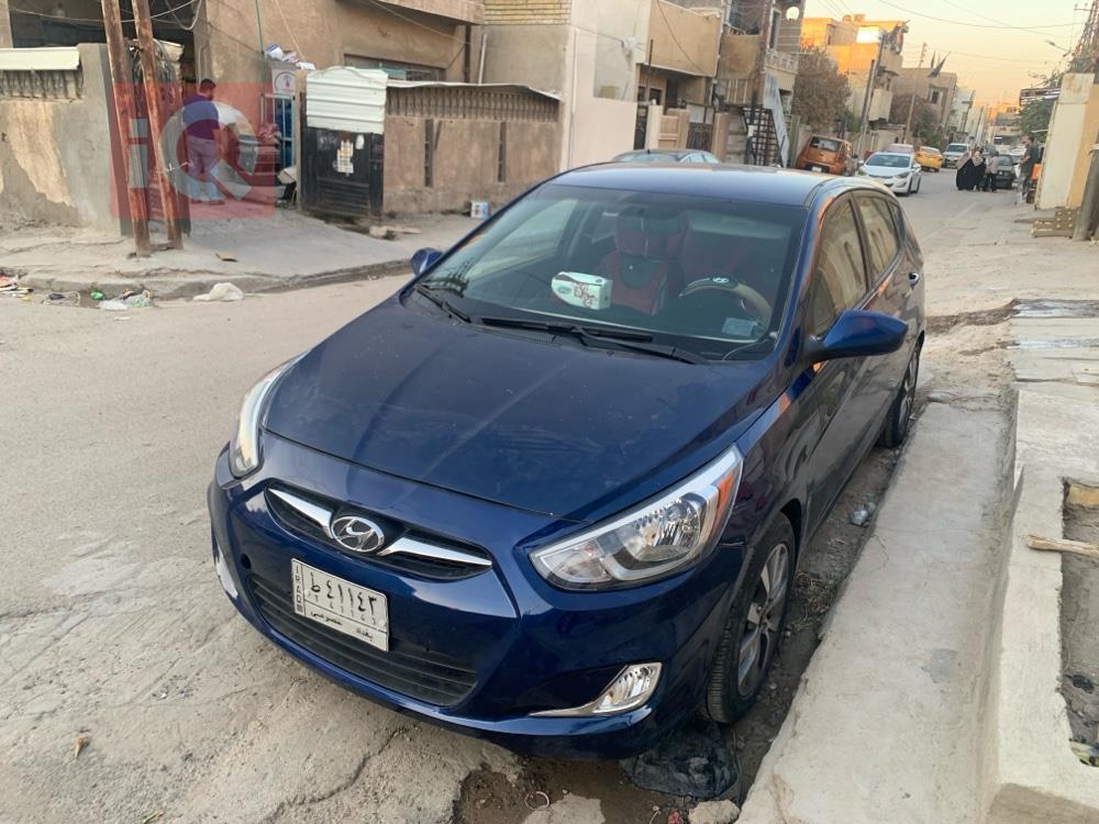 هیوندای ئەکسنت هاچباک